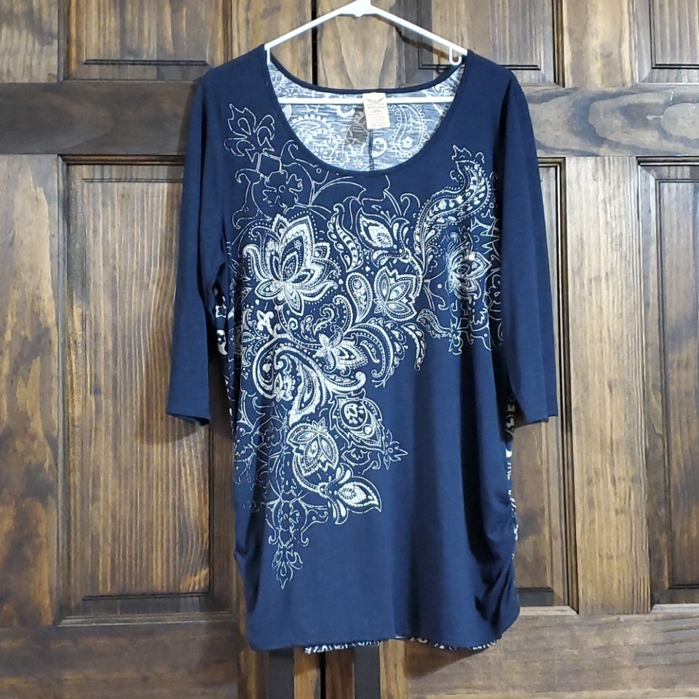 Ladies top.